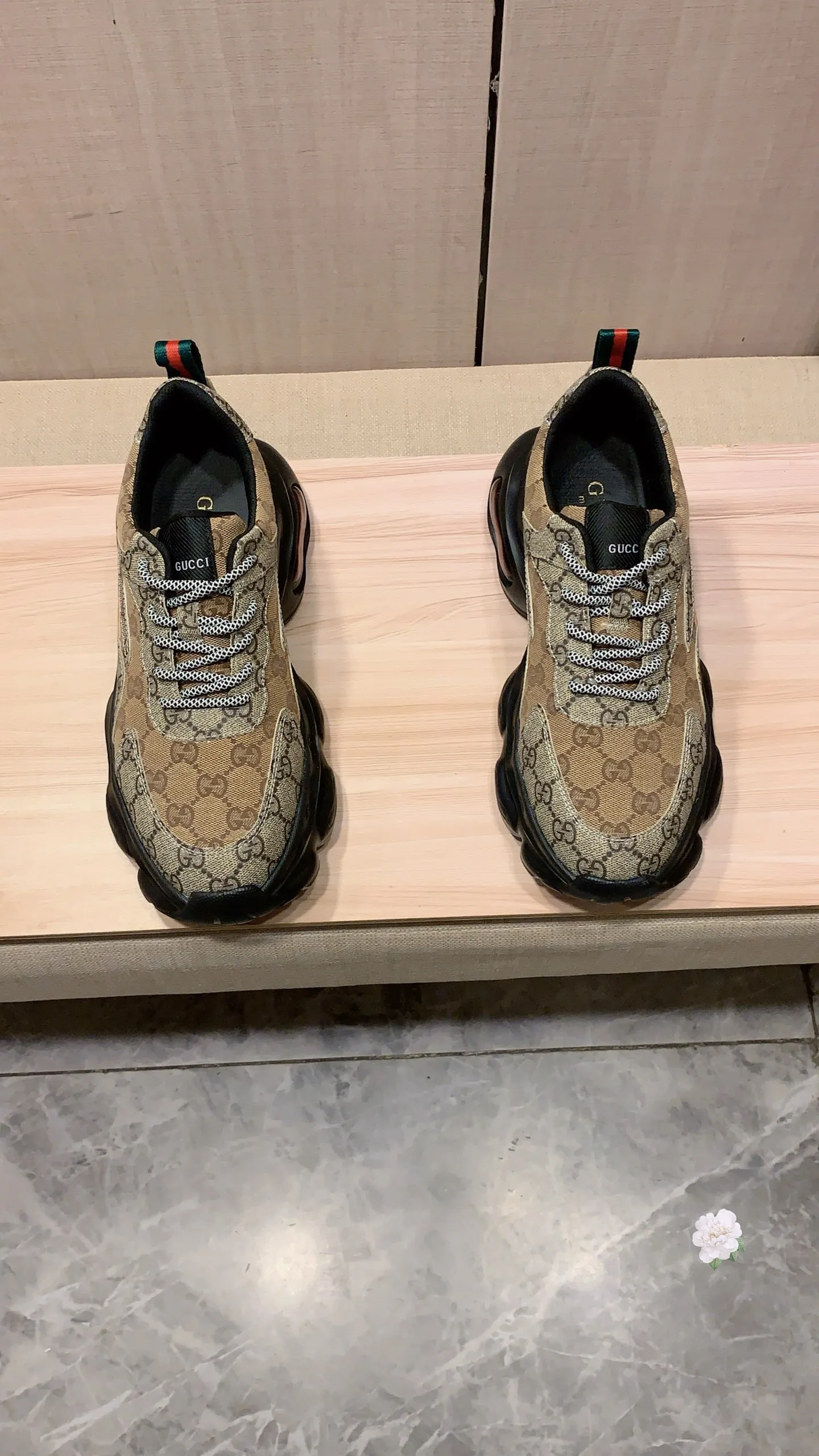 Men's men's shoes💰460💰💰🎩🎩[Lightning][Lightning] "Gucci*" latest • popular casual shoes, top brand [seduce] luxury ~ purchasing agency, top ~ quality. [Strong] The upper is made of imported breathable cowhide with material ➕ breathable sheepskin feet (•) and fine workmanship. The original stylish and stylish soft rubber wear-resistant and non-slip outsole is light and comfortable on the feet. The real thing looks better when photographed. 012: code: 38-44, 4️⃣ colors selected